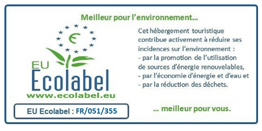 Logo écolabel. Cet hébergement touristique contribue activement à réduire ses incidences sur l'environnement : par la promotion de l'utilisation de sources d'énergie renouvelables, par l'économie d'énergie et d'eau et par la réduction des déchets.